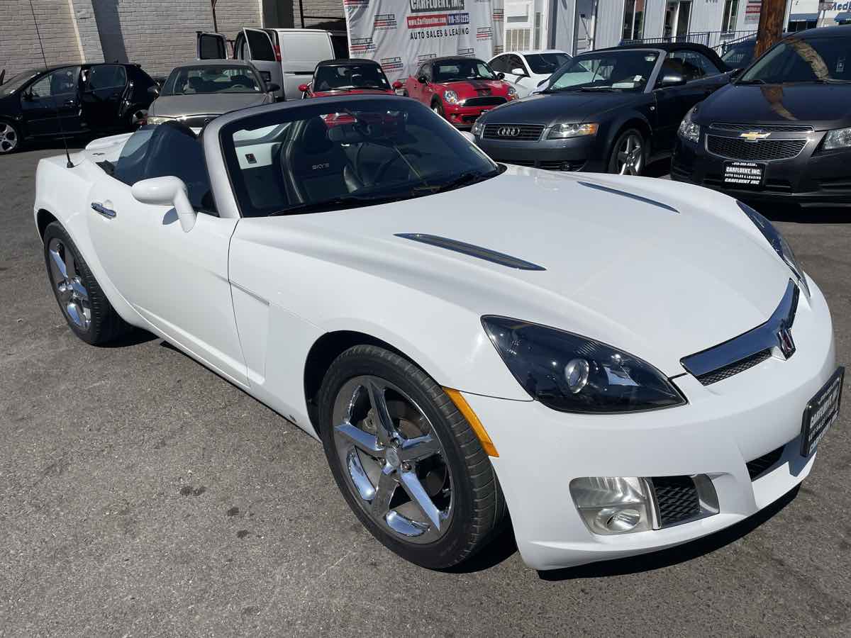 2007 Saturn Sky Red Line