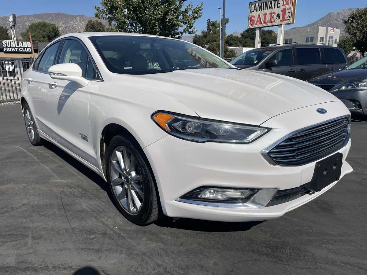 2017 Ford Fusion Energi SE