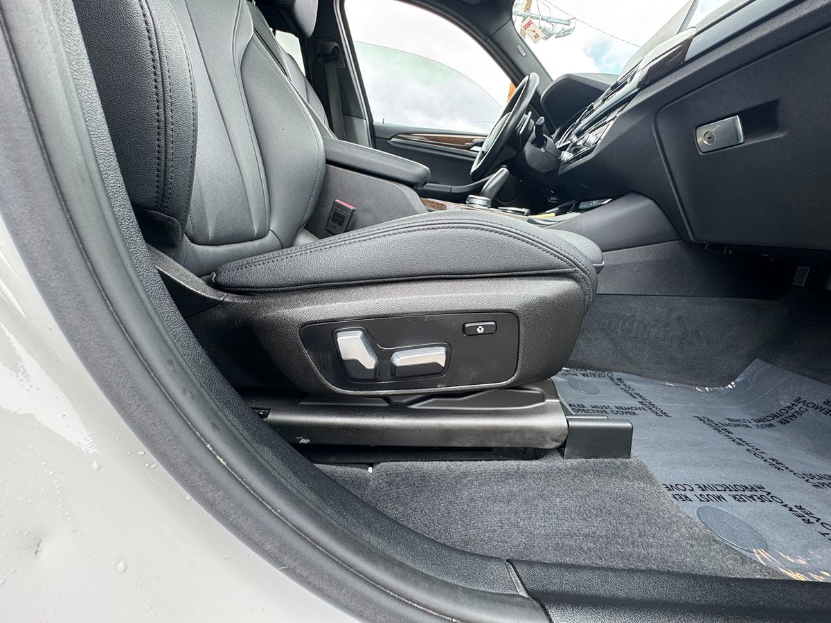 2019 BMW X3 30i - Photo 17