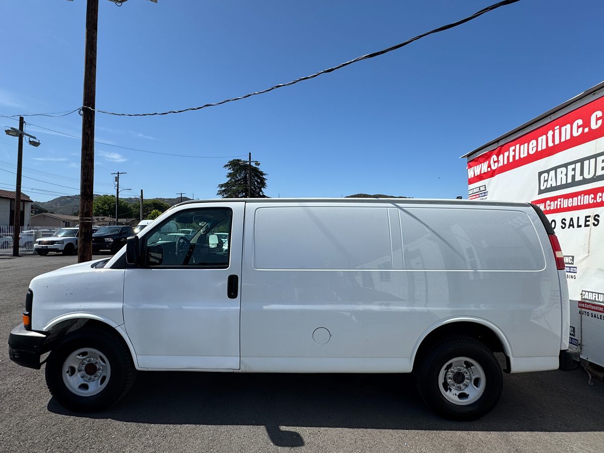 2013 Chevrolet Express Cargo Van 2500 photo 4