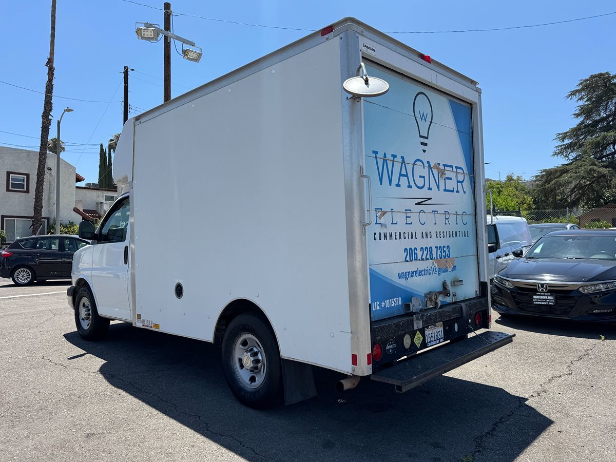 2010 Chevrolet Express G3500 - Photo 6