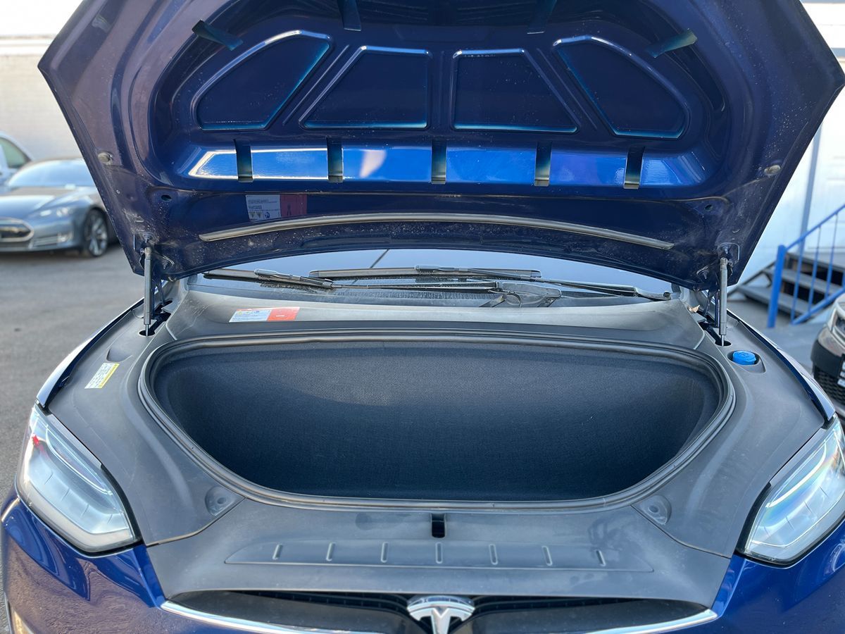 2016 Tesla Model X 60D - Photo 21