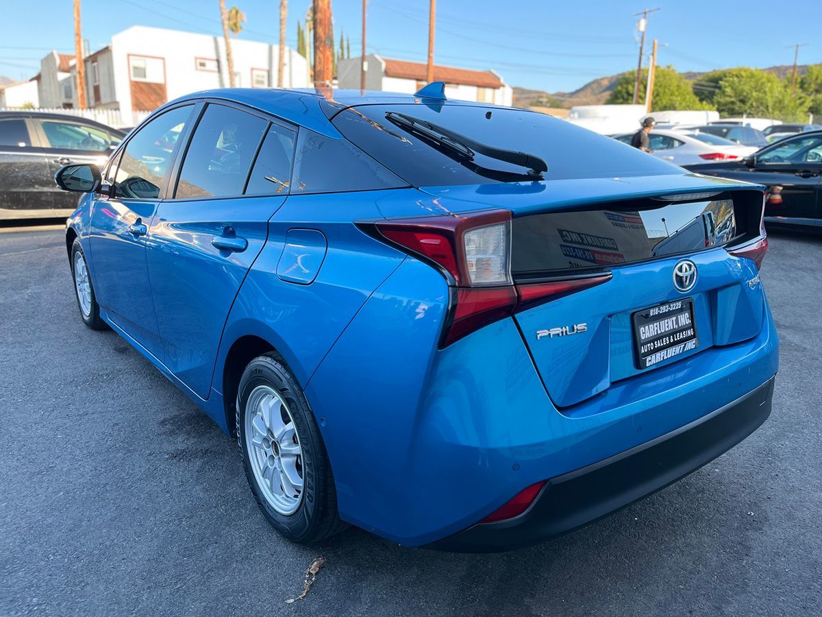 2019 Toyota Prius Eco photo 4