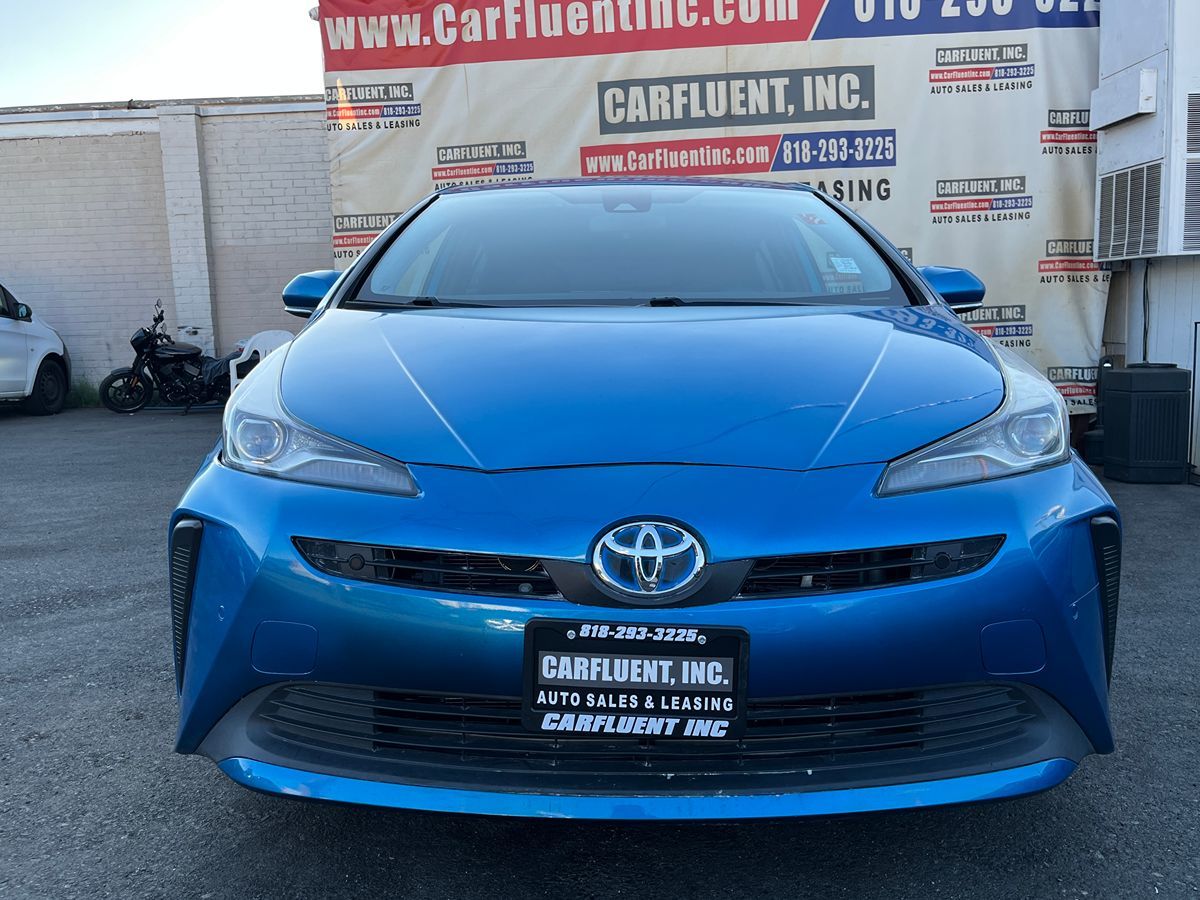 2019 Toyota Prius Eco photo 2