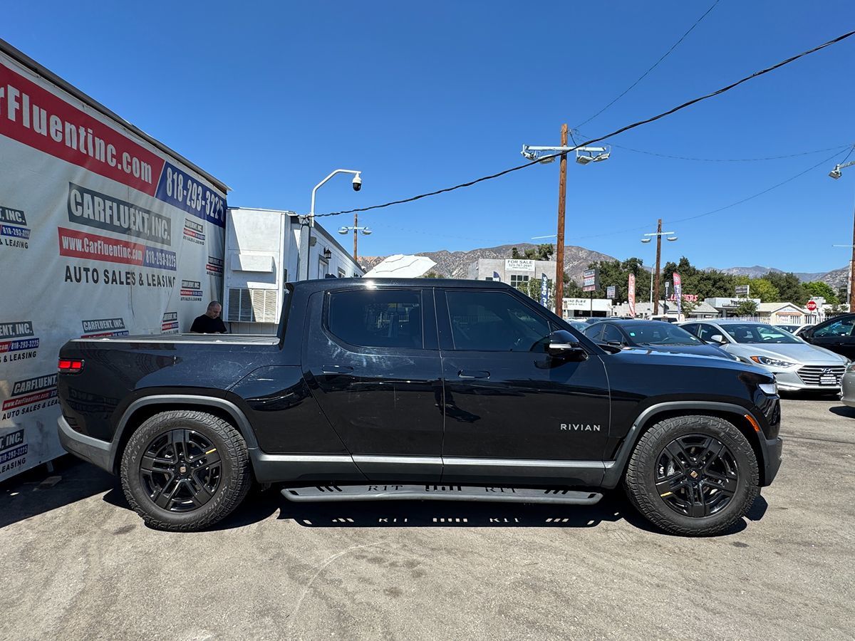 2023 Rivian R1T Adventure photo 4