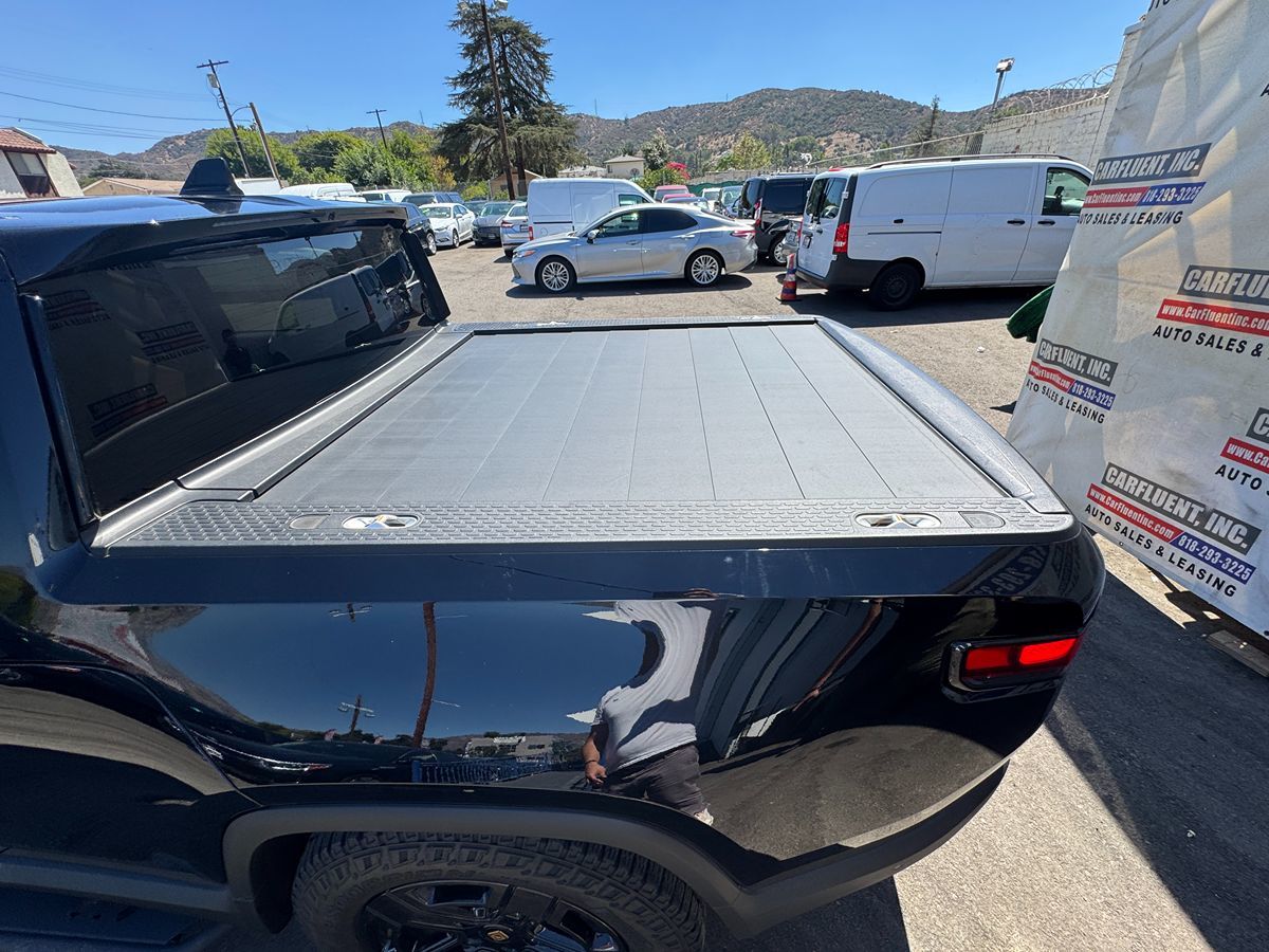 2023 Rivian R1T Adventure photo 8