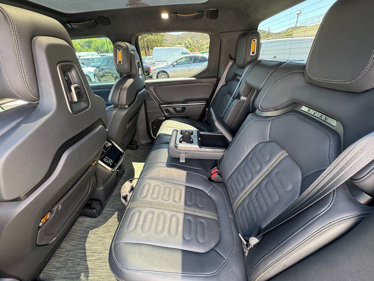2023 Rivian R1T Adventure photo 20