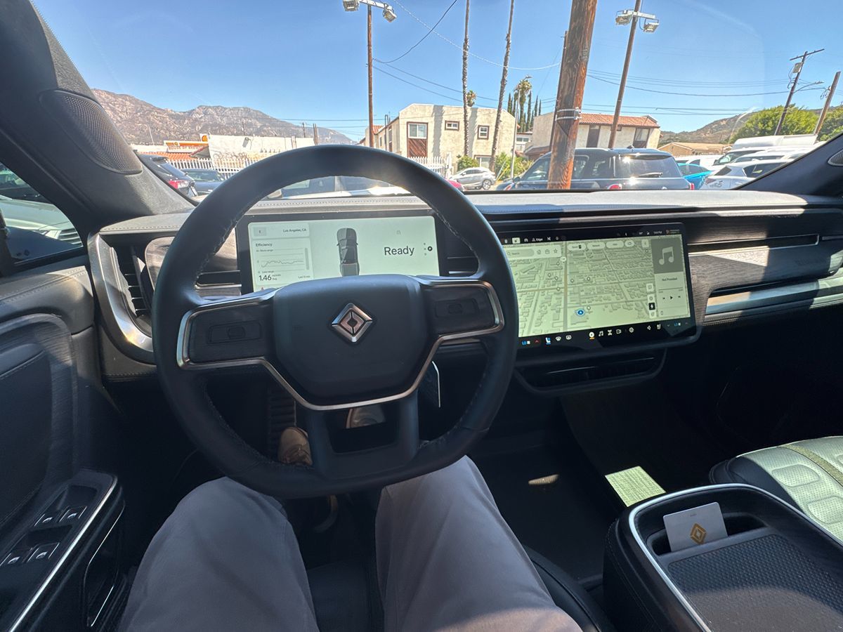 2023 Rivian R1T Adventure photo 22