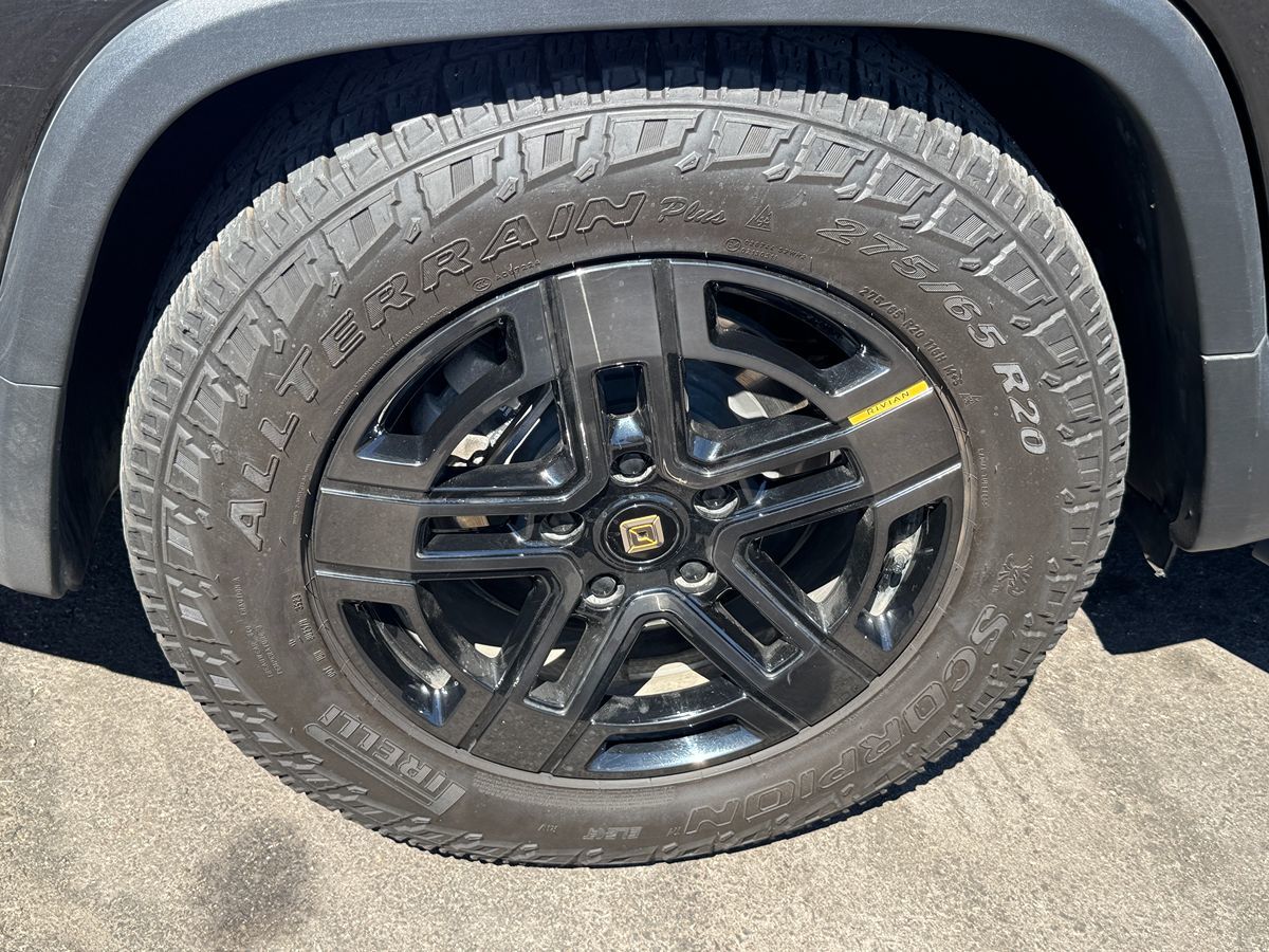 2023 Rivian R1T Adventure photo 41