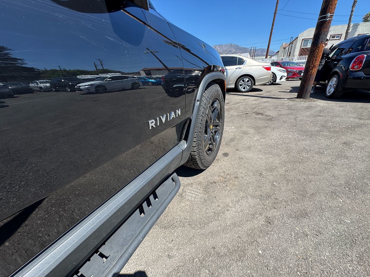 2023 Rivian R1T Adventure photo 42
