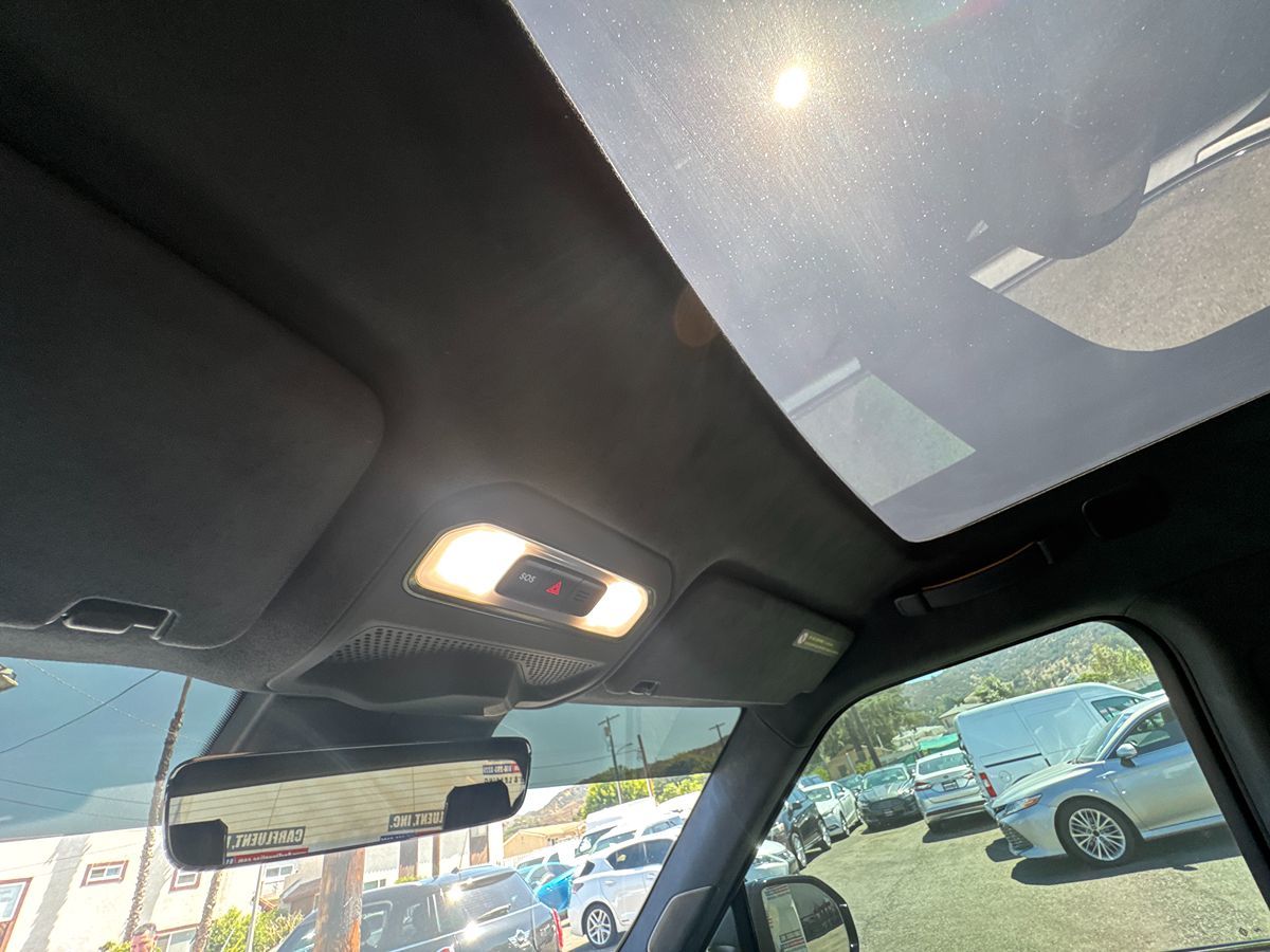 2023 Rivian R1T Adventure photo 46