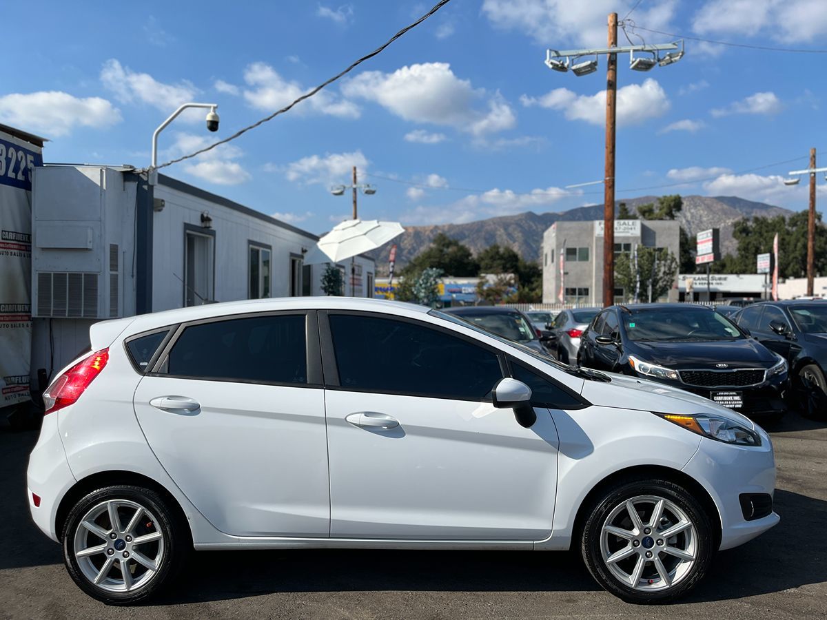 2019 Ford Fiesta SE photo 4