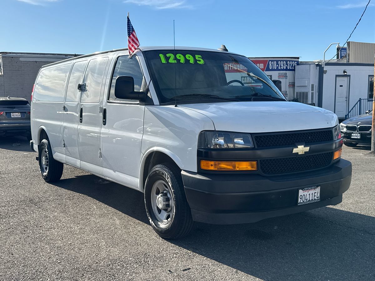 2018 Chevrolet Express 2500 Extended Work Van HD's photo