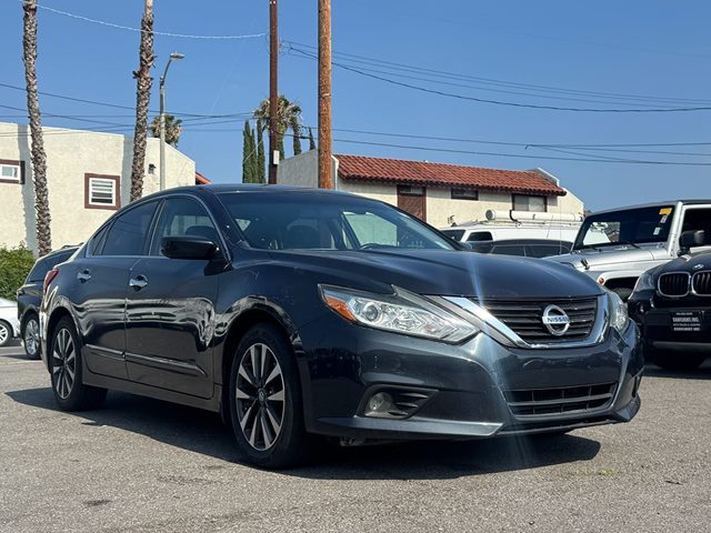 Black 2016 Nissan Altima 2.5 SV Sedan Front-Wheel Drive Automatic
