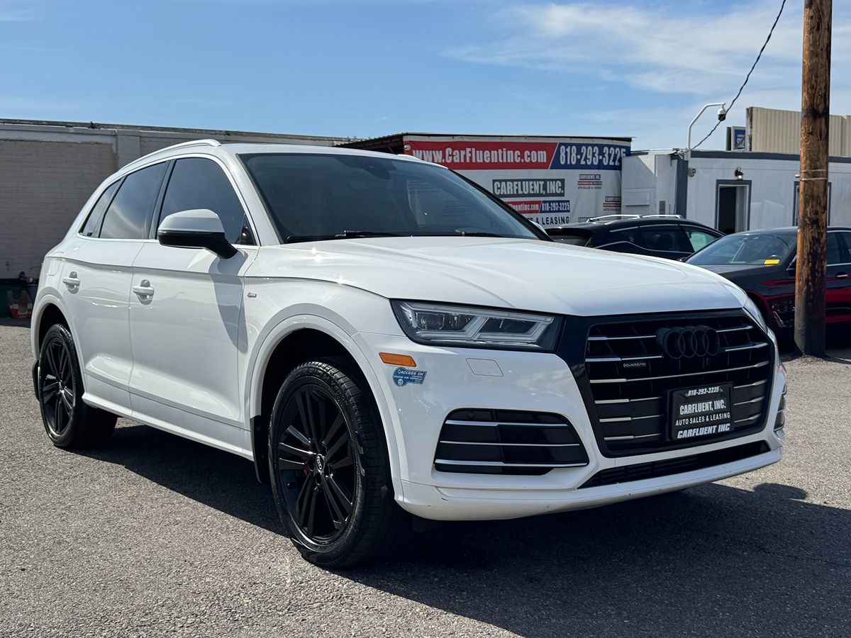 2020 Audi Q5 55 e quattro S tronic Premium Plus's photo