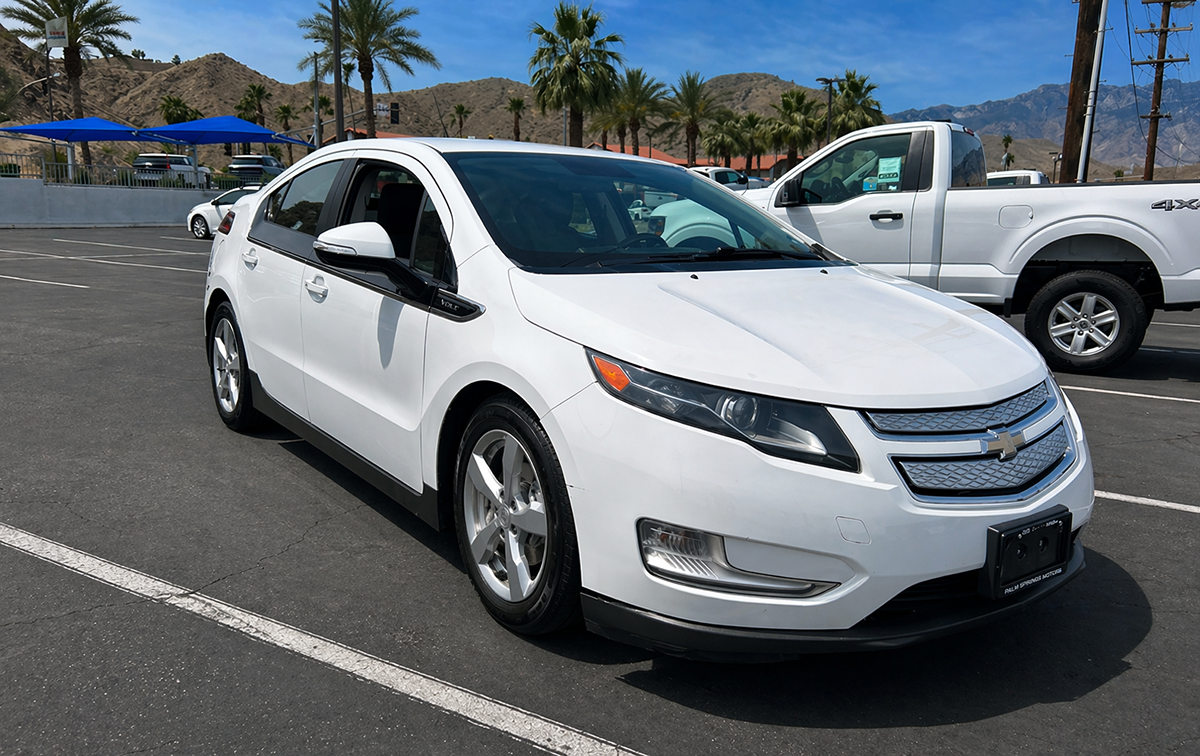 2014 Chevrolet Volt -'s photo