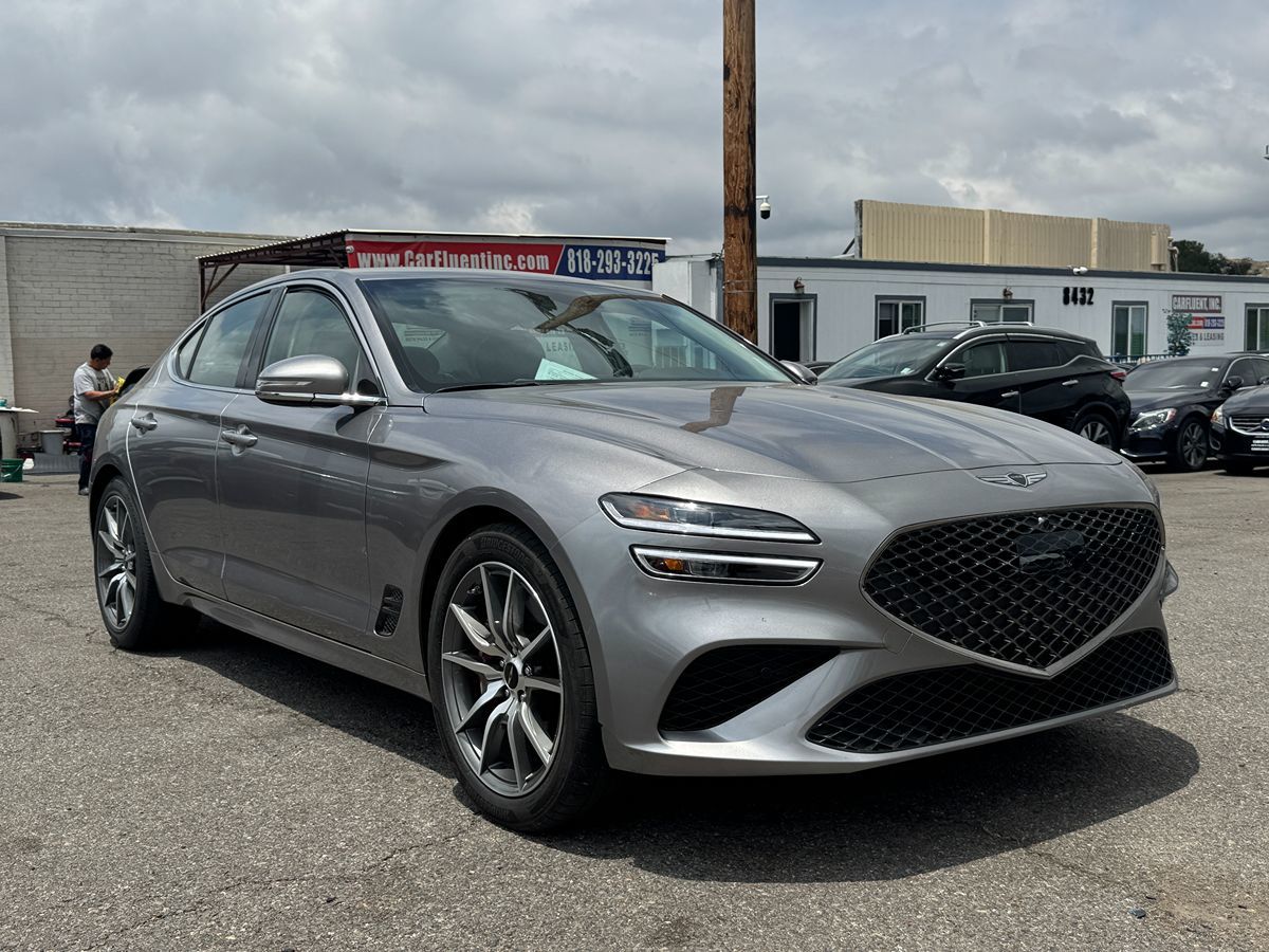 2025 Genesis G70 2.5T Standard's photo