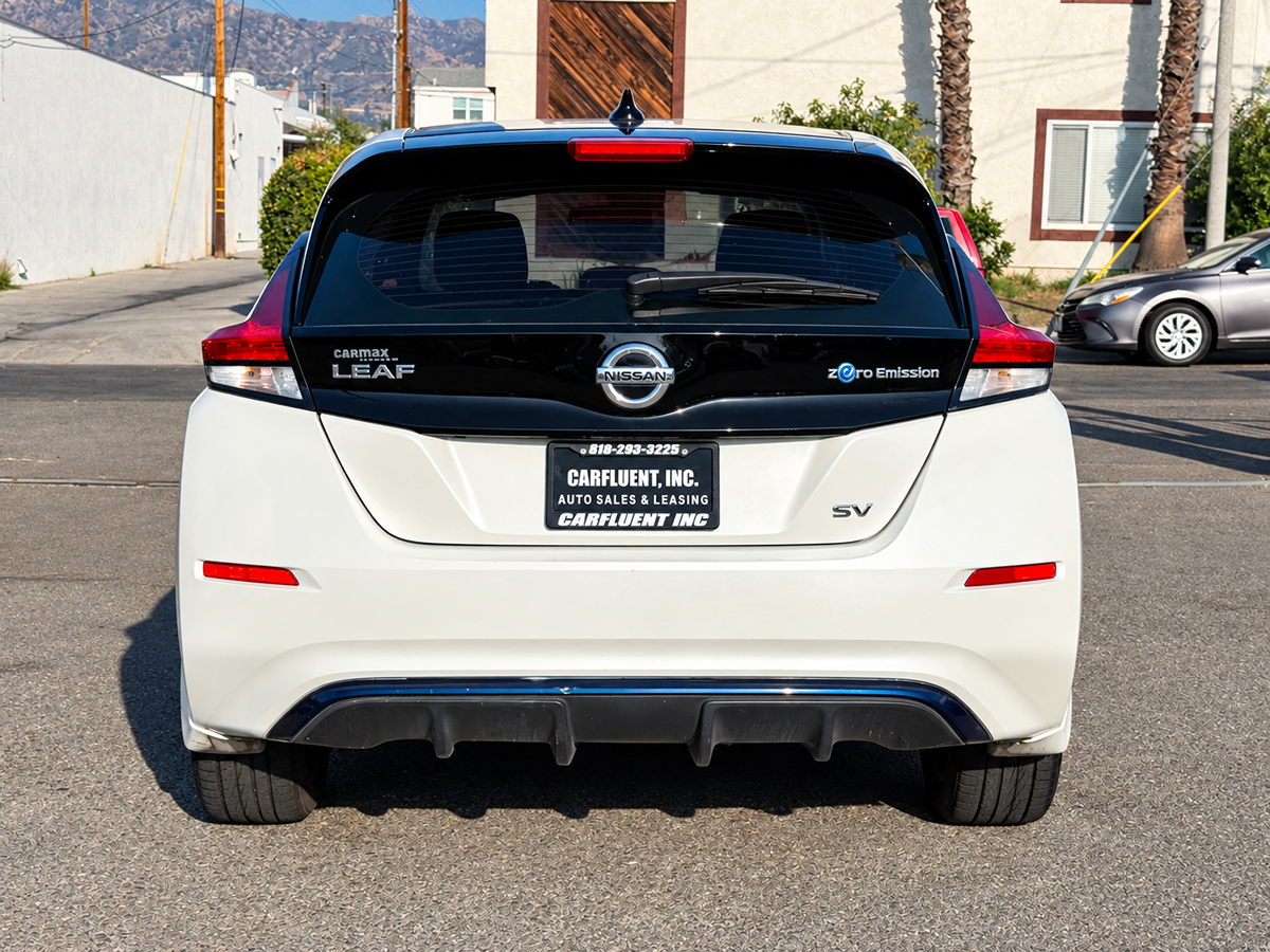Nissan Leaf photo 8