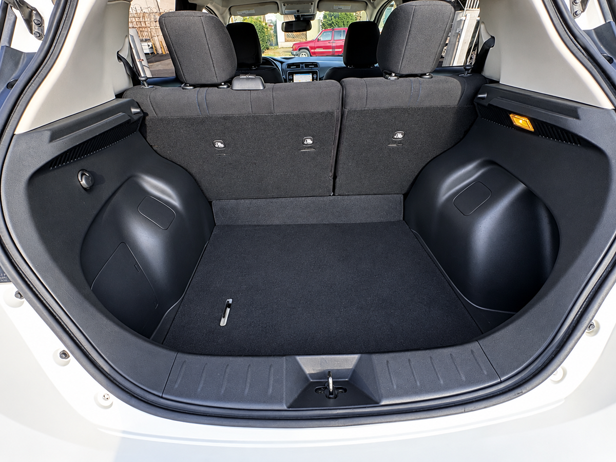 Nissan Leaf photo 10
