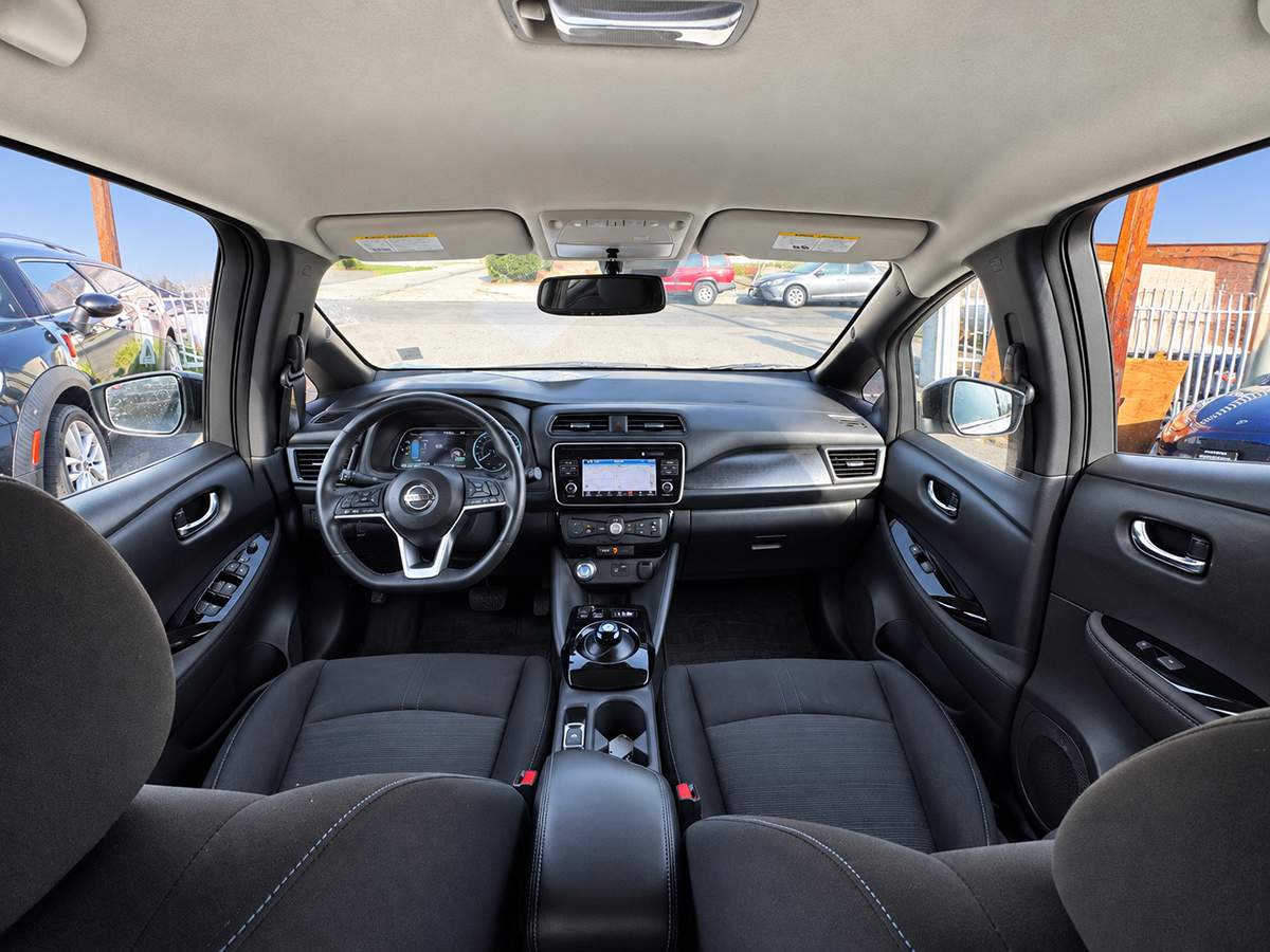 Nissan Leaf photo 13