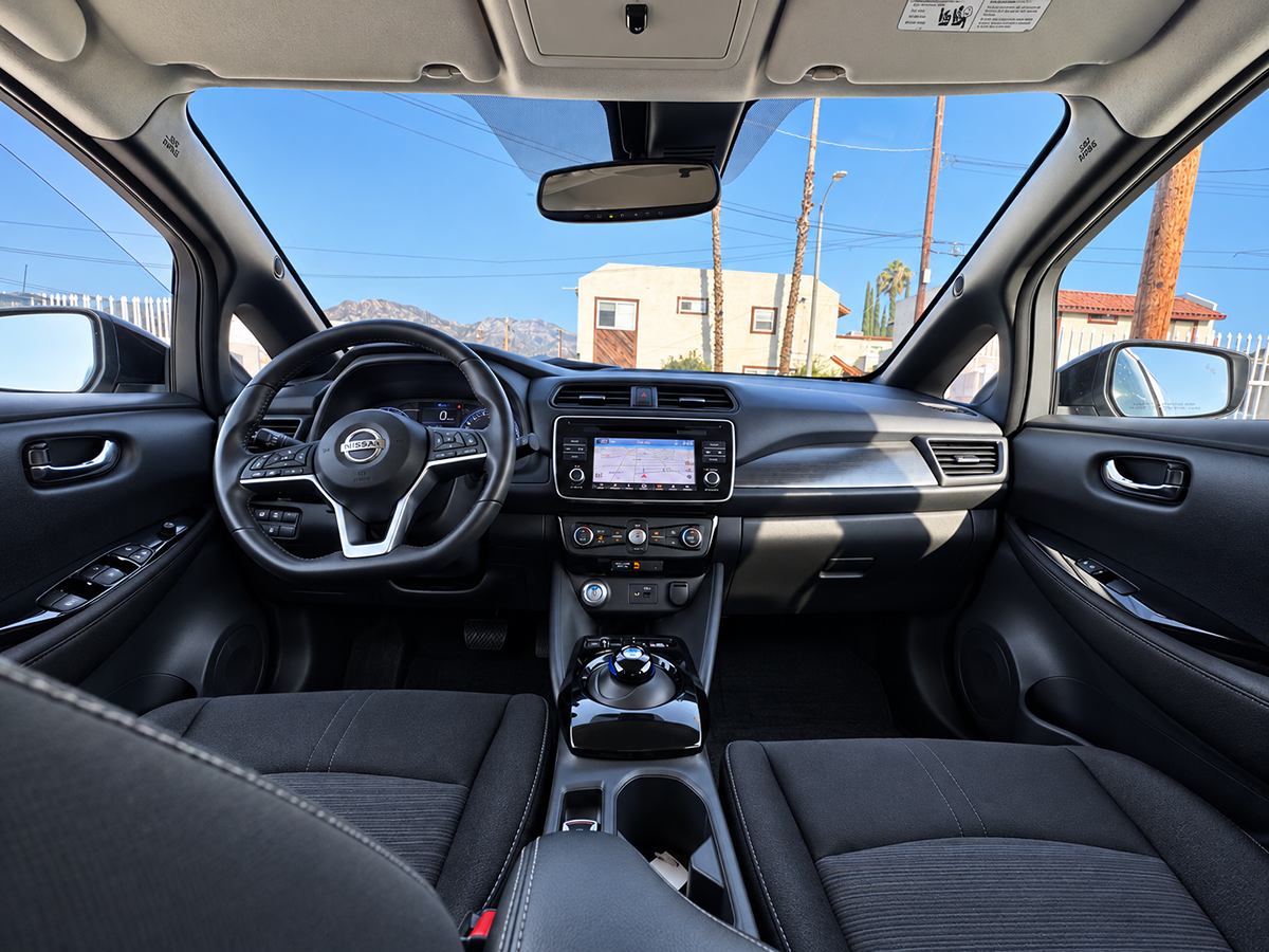 Nissan Leaf photo 14