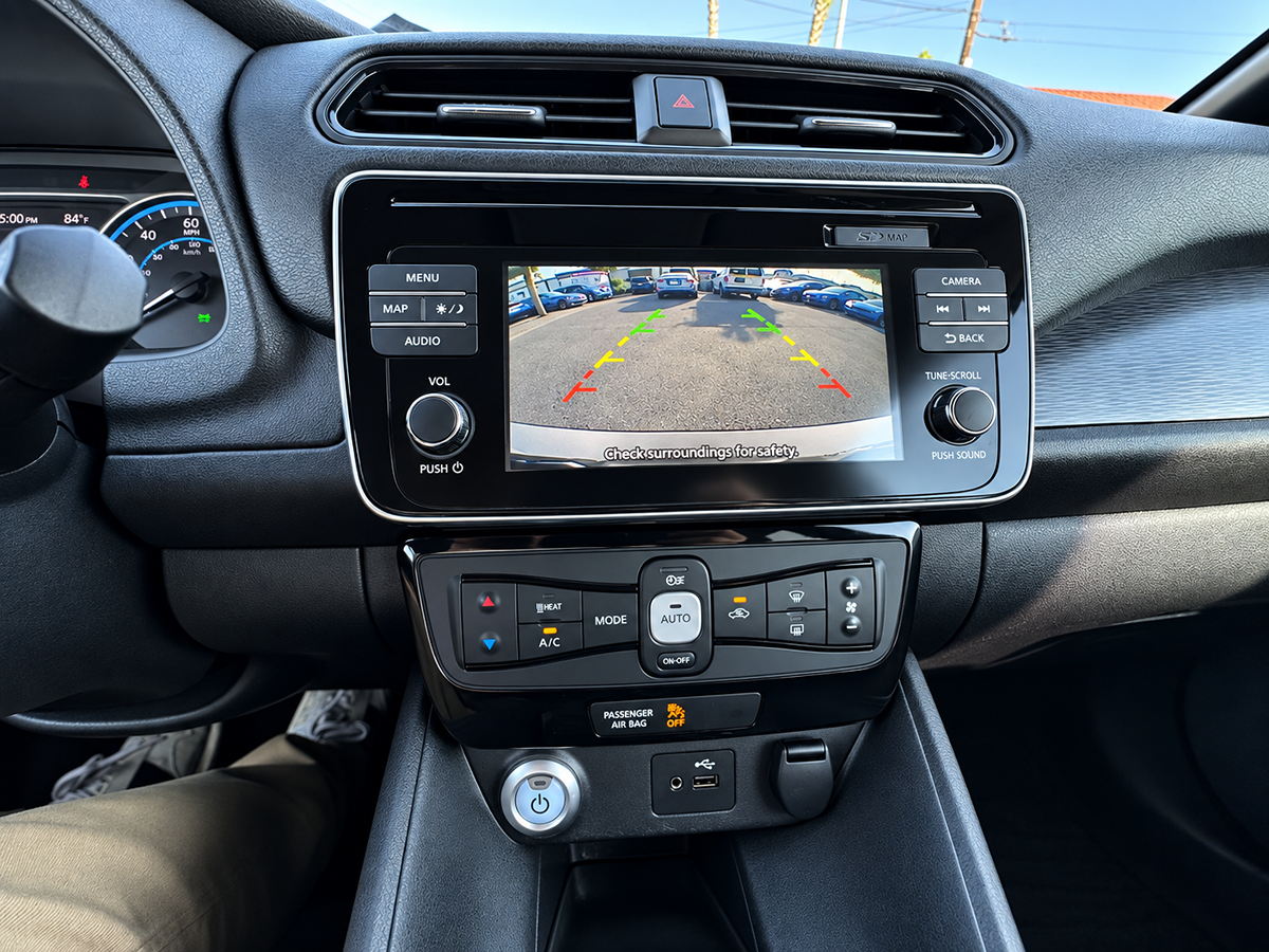 Nissan Leaf photo 24