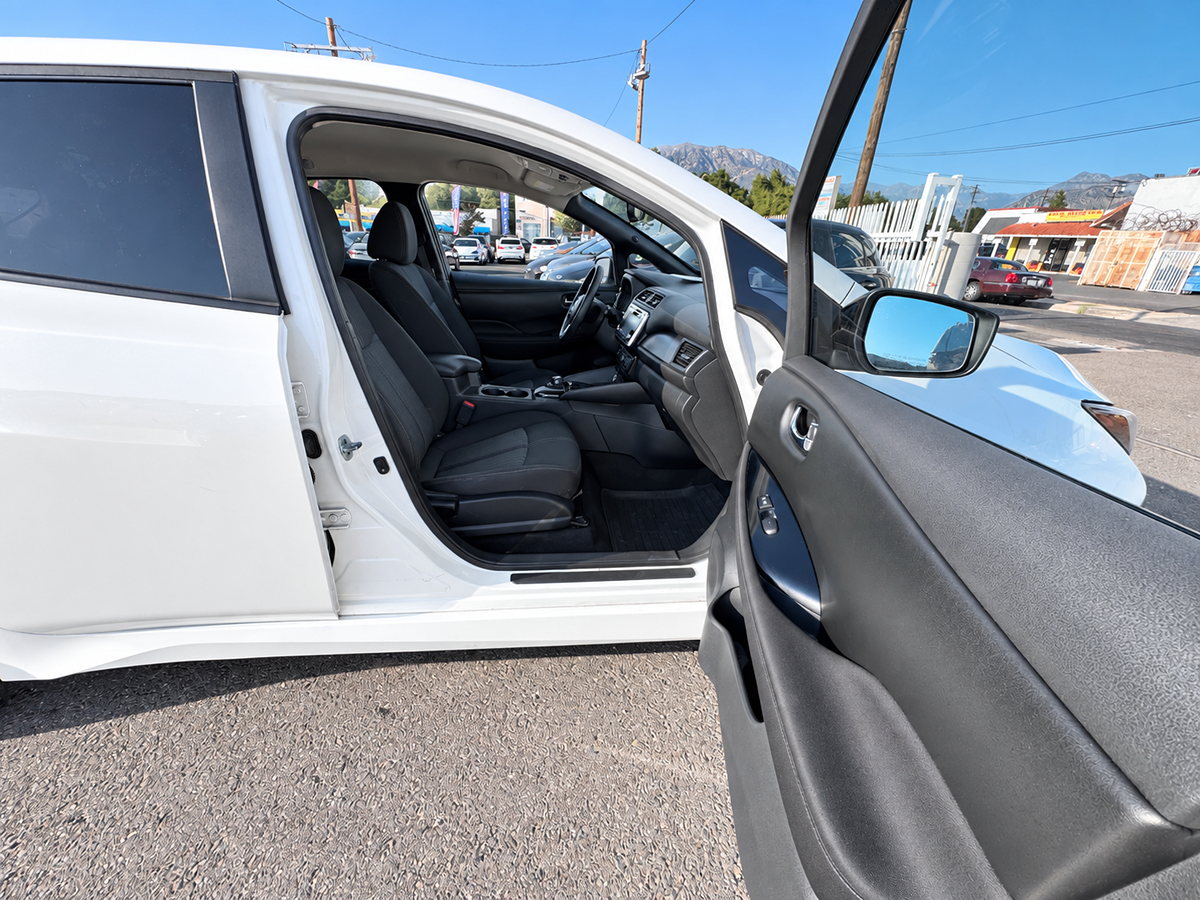 Nissan Leaf photo 30