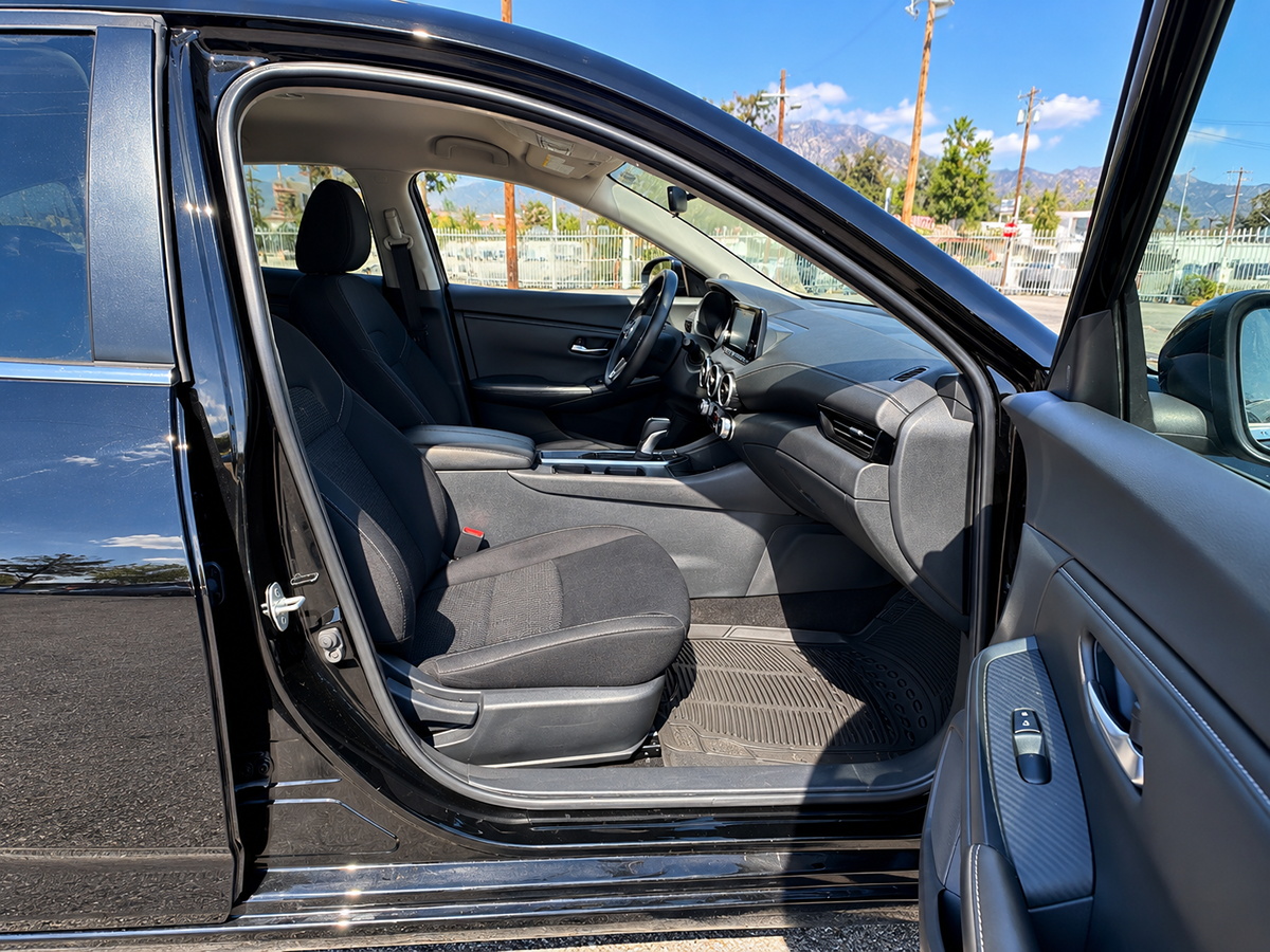 Nissan Sentra photo 21
