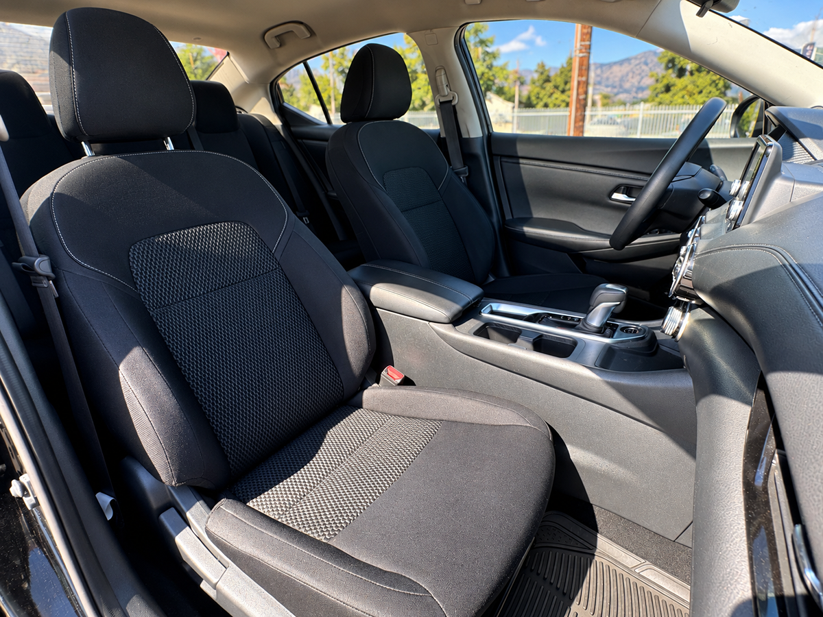 Nissan Sentra photo 22