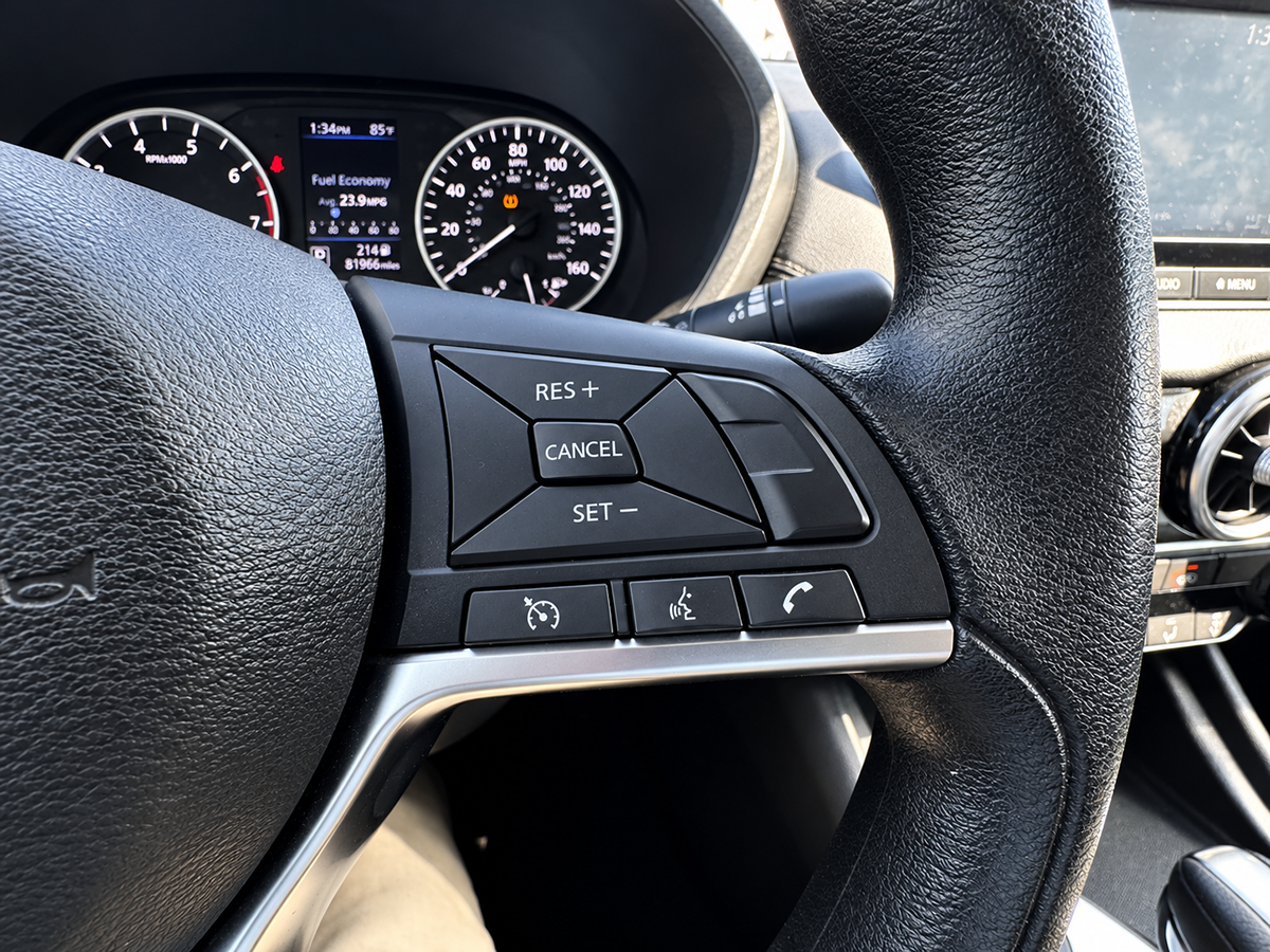 Nissan Sentra photo 15