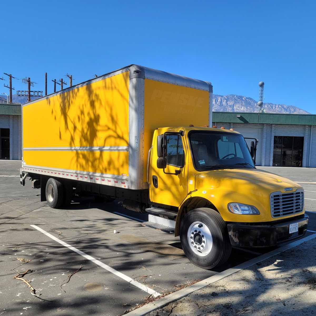 2016 Freightliner M2 