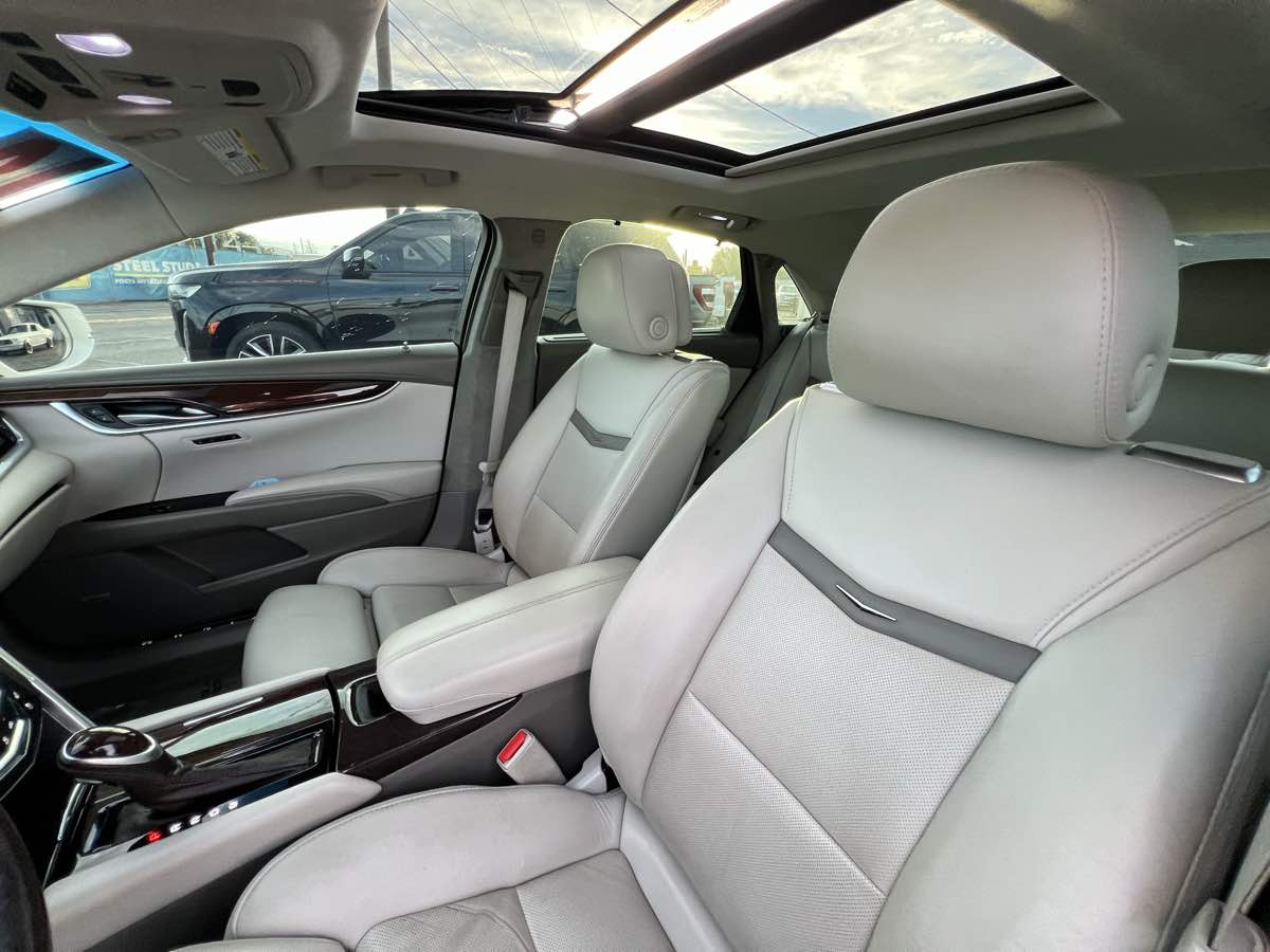 Sold 2014 Cadillac XTS Platinum in Yakima
