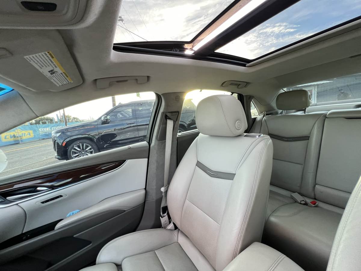 Sold 2014 Cadillac XTS Platinum in Yakima