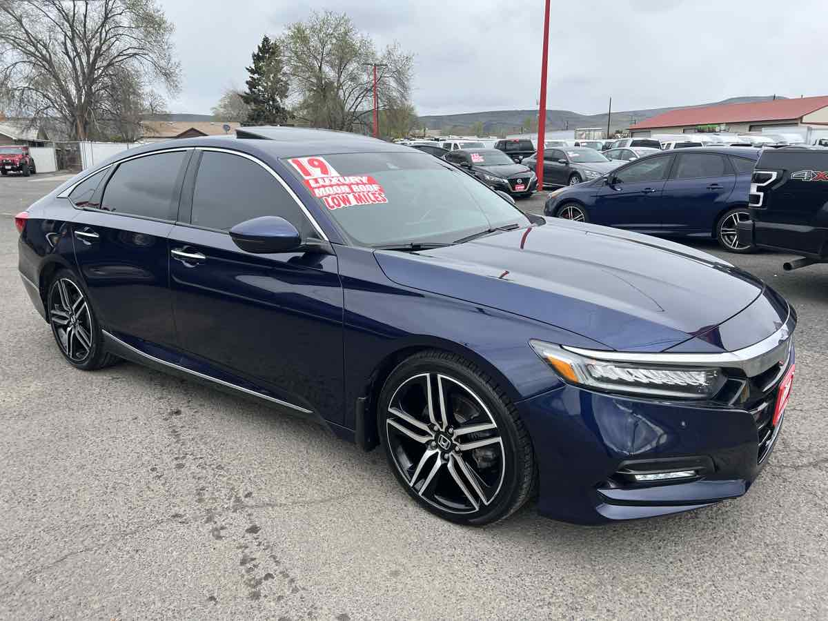 Sold 2019 Honda Accord Sedan Touring 2.0T in Yakima
