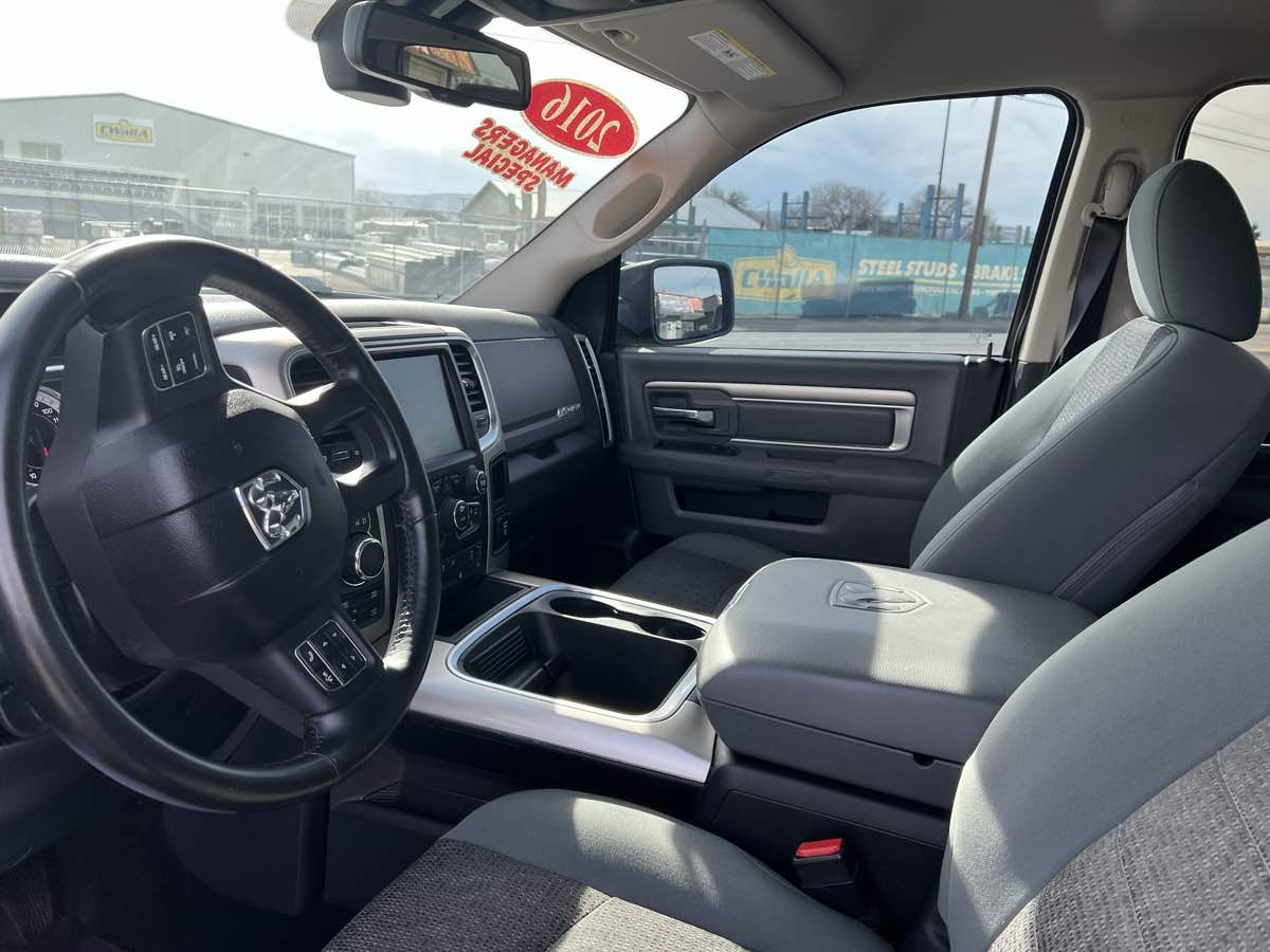 2016 RAM Ram 1500 Pickup Big Horn - Photo 10