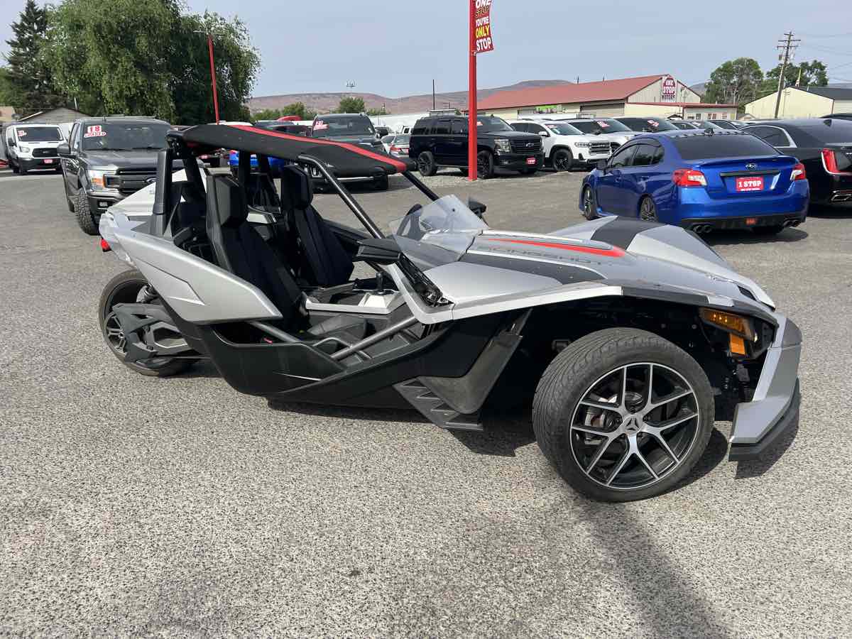 Used 2016 Polaris SLINGSHOT SL in Yakima