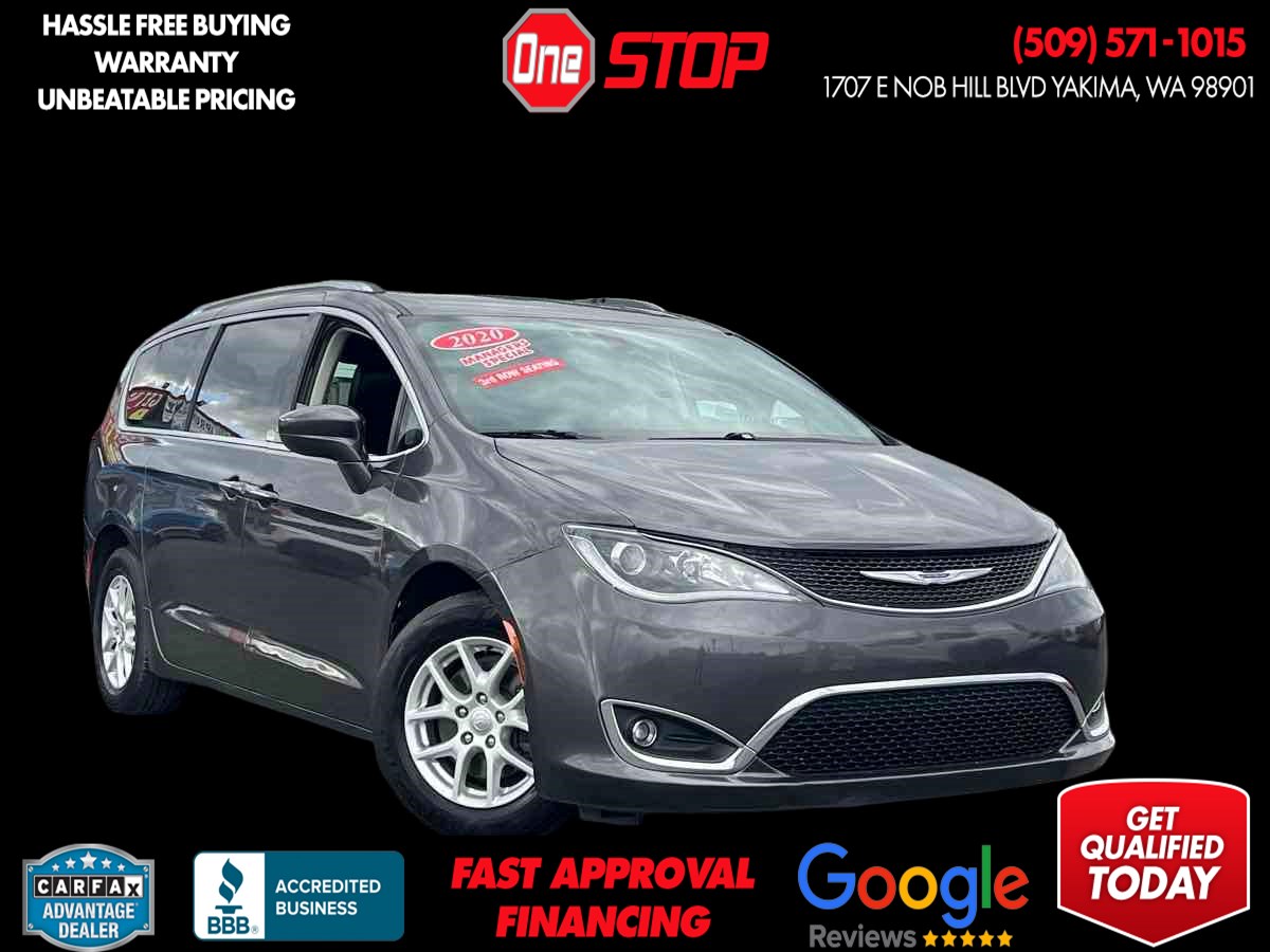 2020 Chrysler Pacifica Touring L's photo