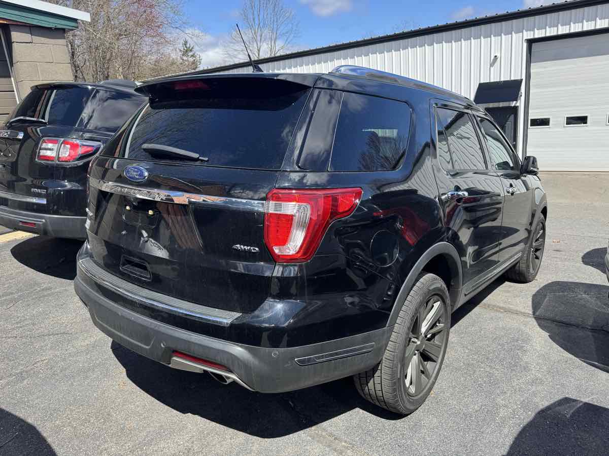 2018 Ford Explorer Limited photo 4