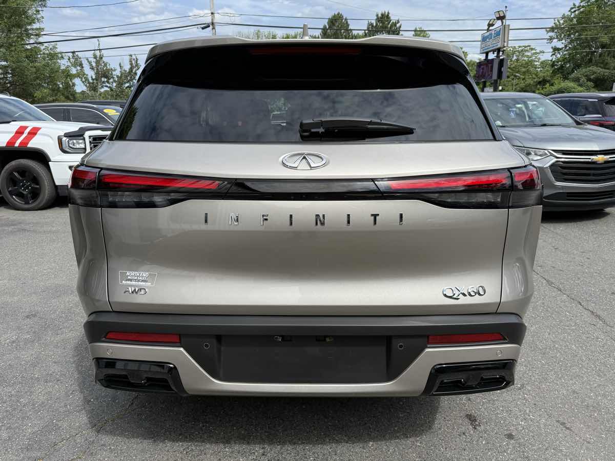 2023 Infiniti QX60 Luxe AWD photo 6