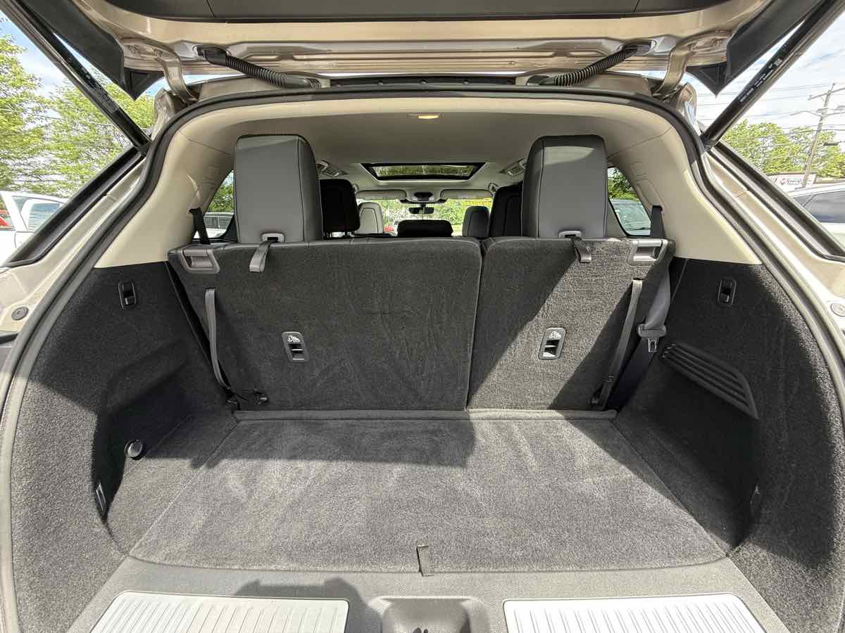2023 Infiniti QX60 Luxe AWD photo 12