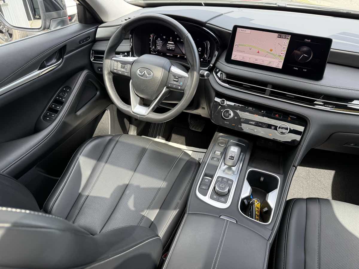 2023 Infiniti QX60 Luxe AWD photo 16