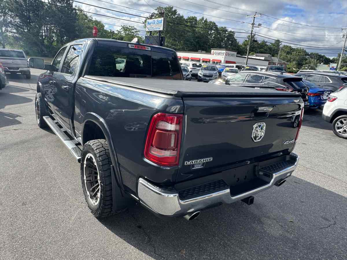 2019 Ram 1500 Laramie photo 5