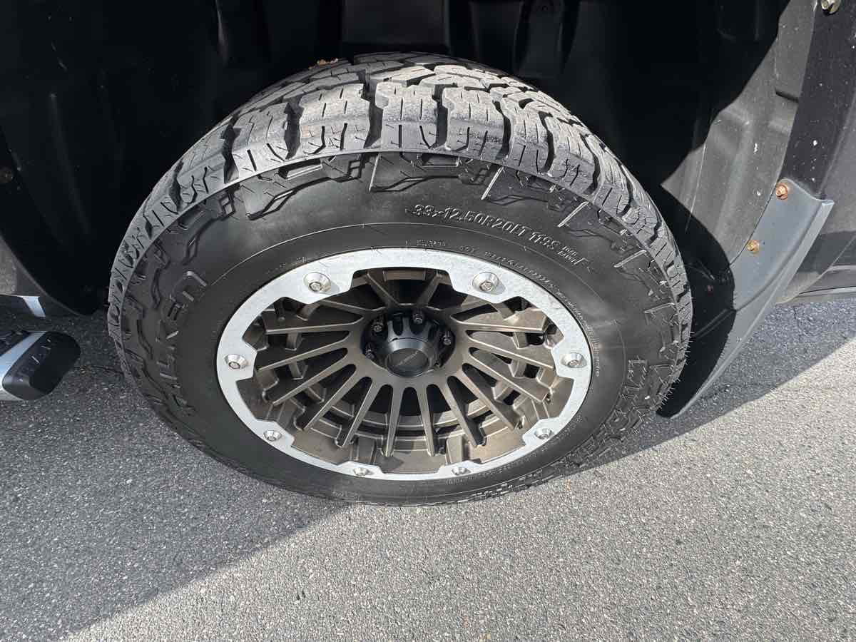 2019 Ram 1500 Laramie photo 9