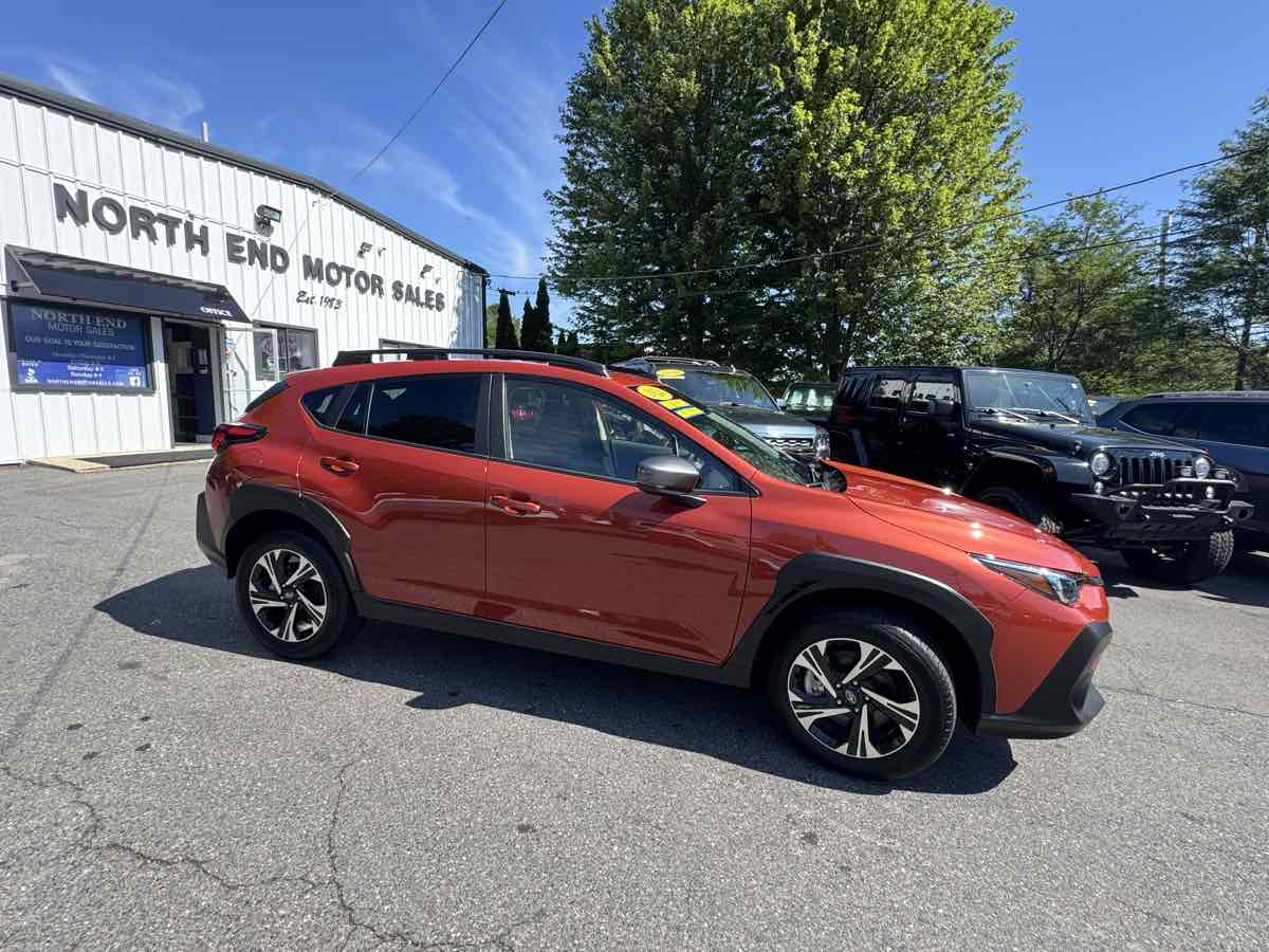 2024 Subaru Crosstrek Premium photo 2