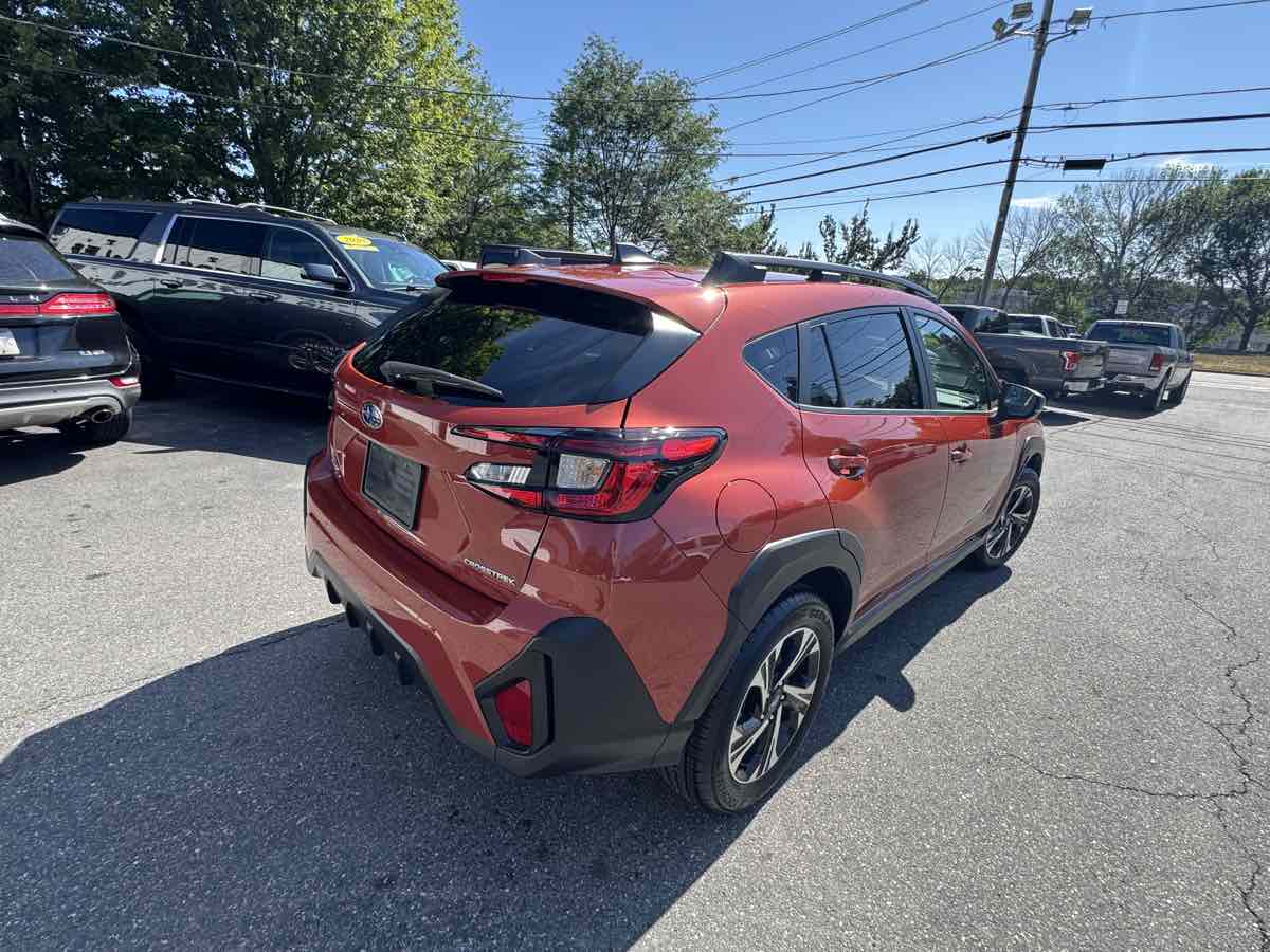 2024 Subaru Crosstrek Premium photo 3