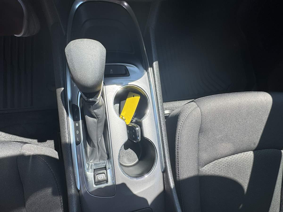 2023 Chevrolet Malibu 1LT photo 19