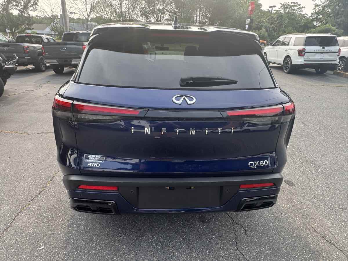 2024 Infiniti QX60 Pure AWD photo 10