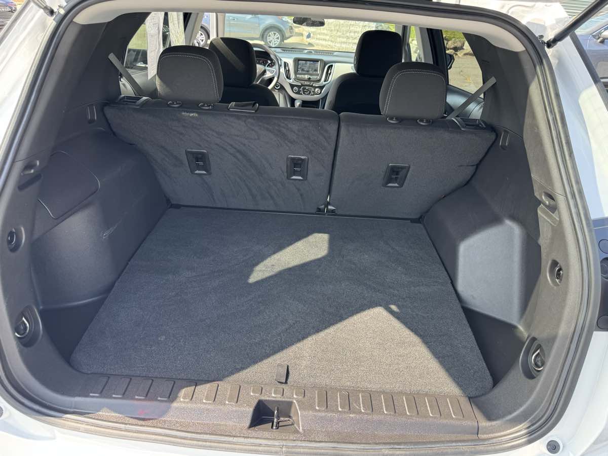 2024 Chevrolet Equinox LS photo 17