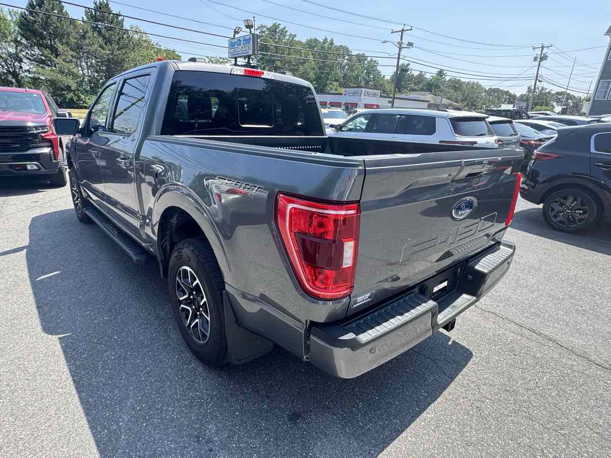 2023 Ford F-150 XLT photo 6