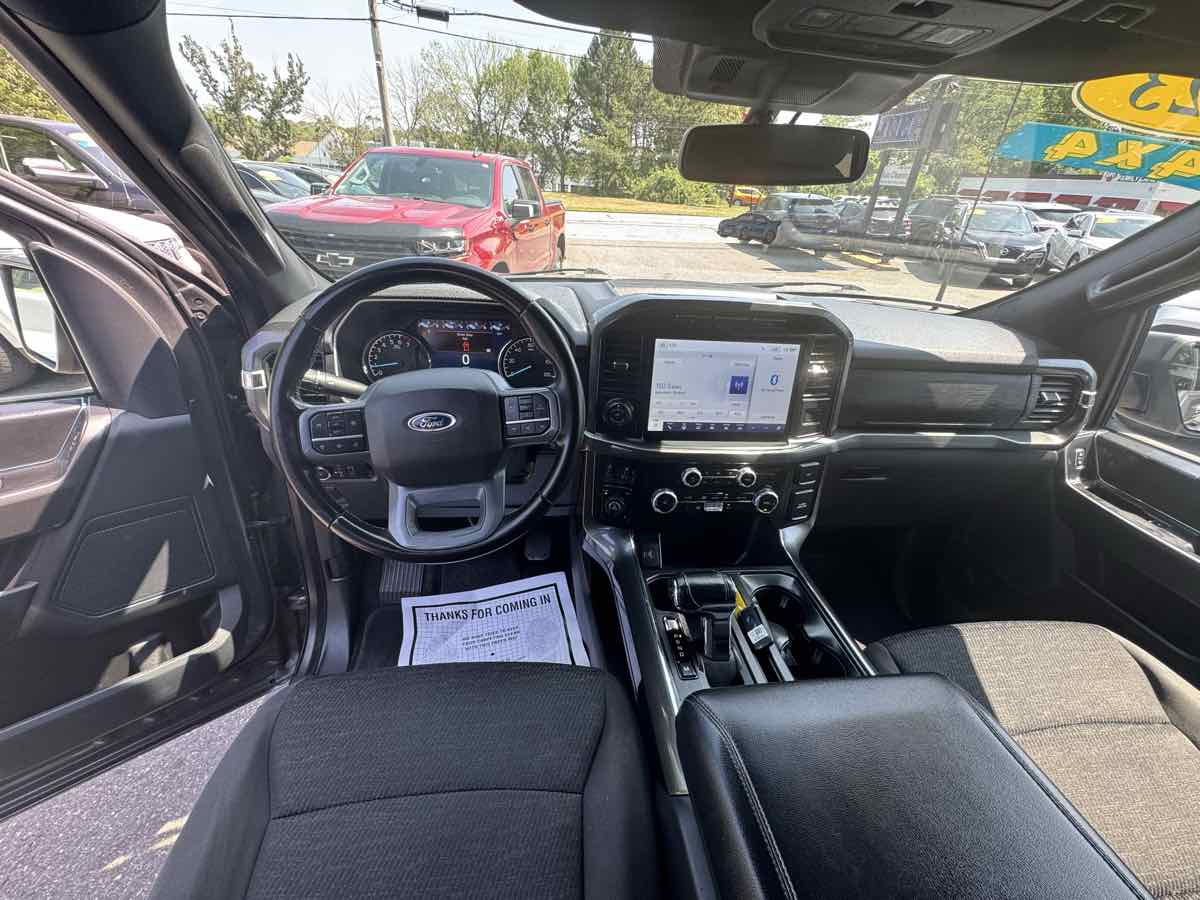 2023 Ford F-150 XLT photo 15
